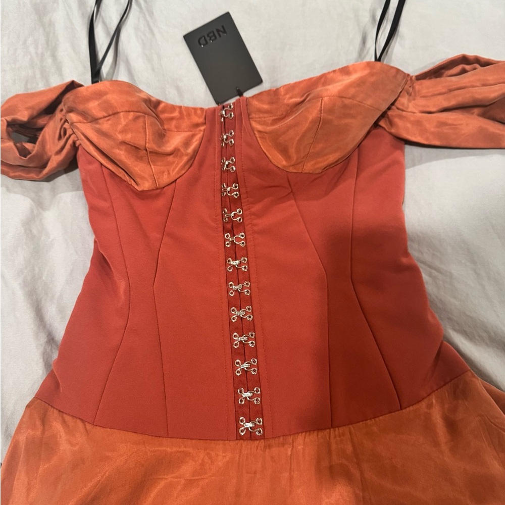 Elegant NBD revolve Off-Shoulder Rust Dress size Corset bodycon XS - Picture 3 of 7
